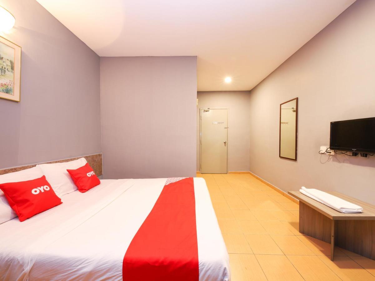 Oyo 89676 Hotel 22 Seremban Esterno foto