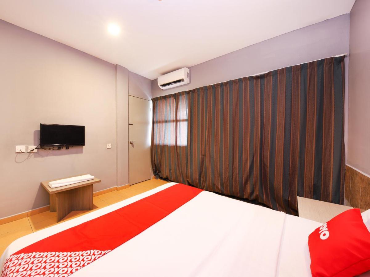 Oyo 89676 Hotel 22 Seremban Esterno foto